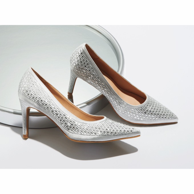 Ashro cheap white shoes