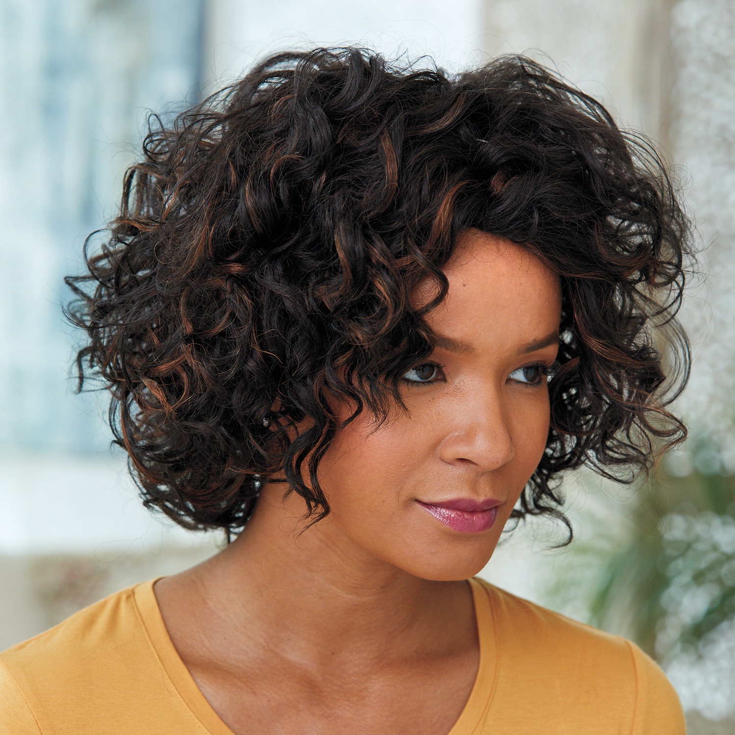 Vivica Fox Oprah 2 Wig Ashro