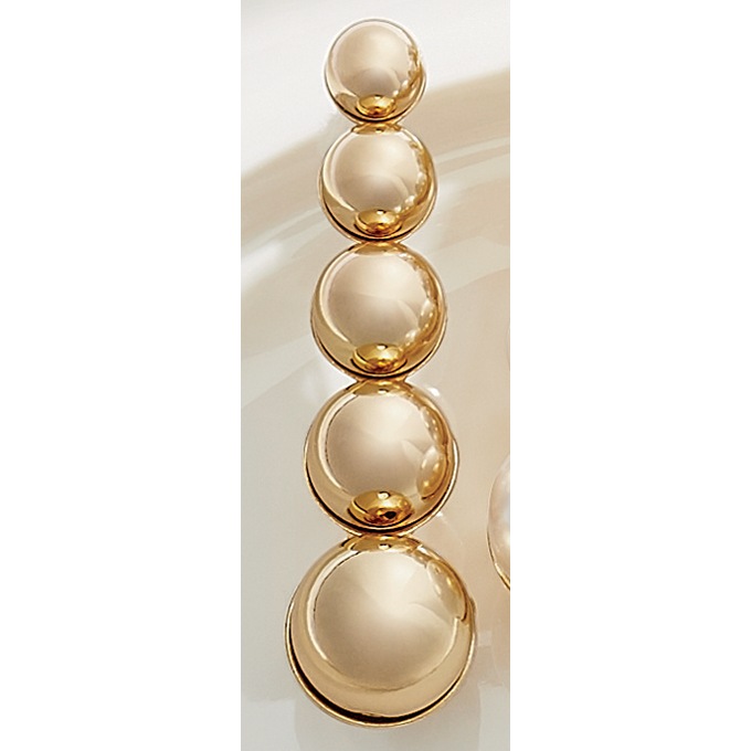 Queen&#39;s Adornment Pin, , large