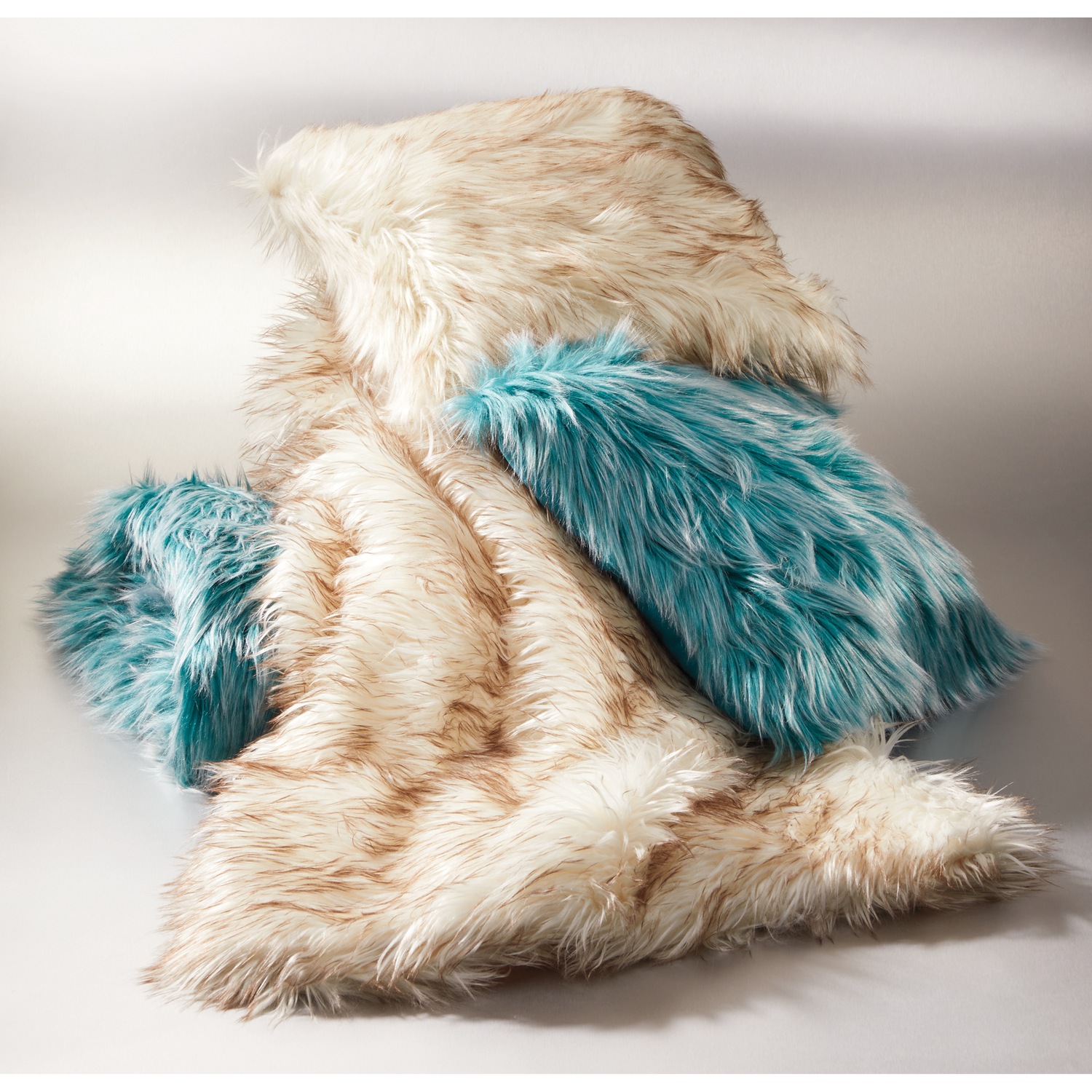Tipped Faux Fur Throw and Pillow ASHRO