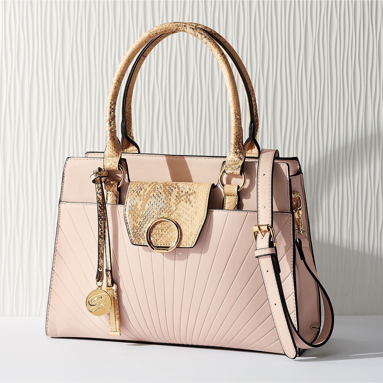 Yolanda 2024 adams handbags
