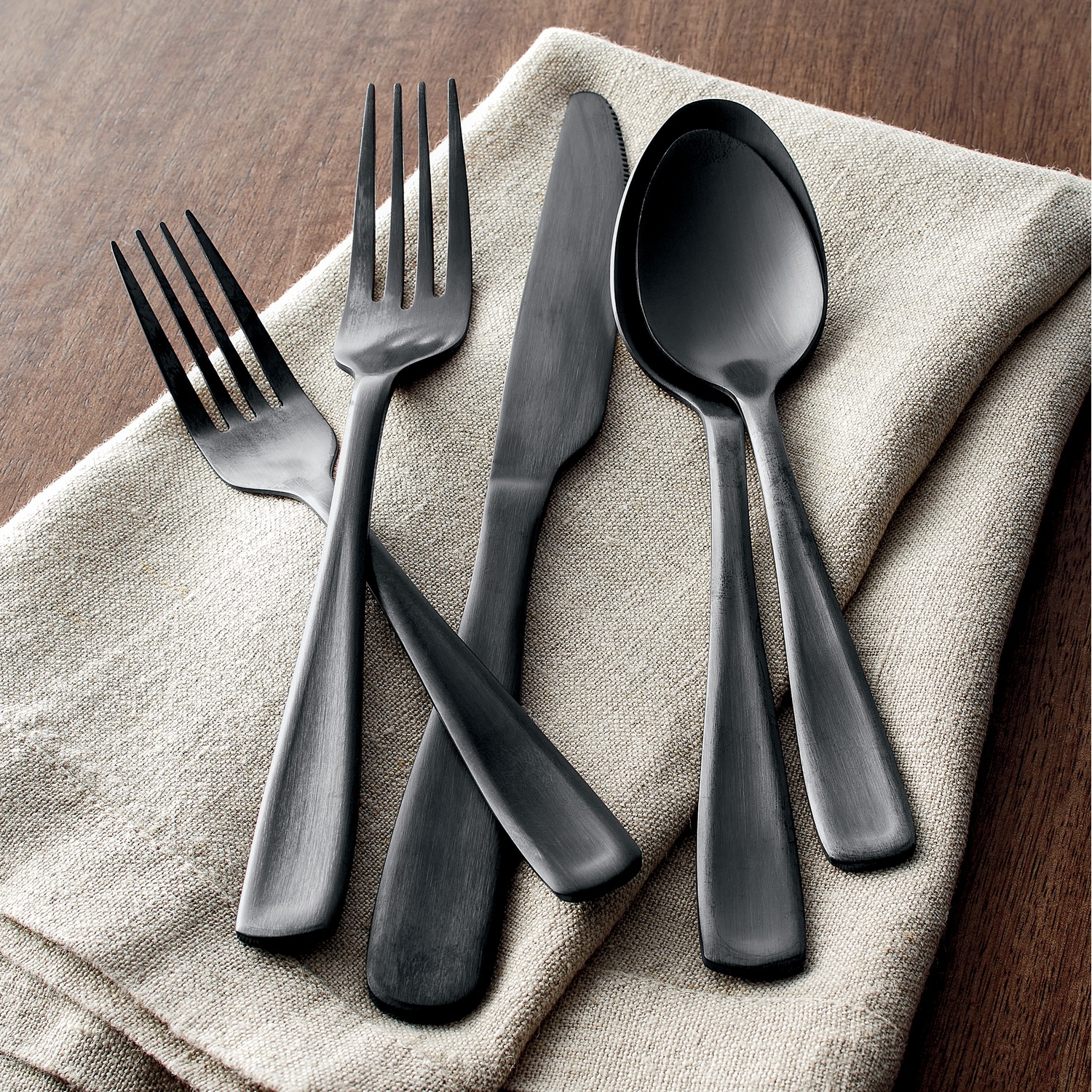 20Piece Black Matte Flatware Set ASHRO