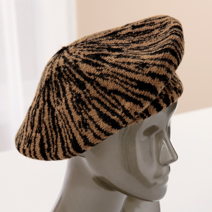 Wool-Blend Zebra Beret, , large