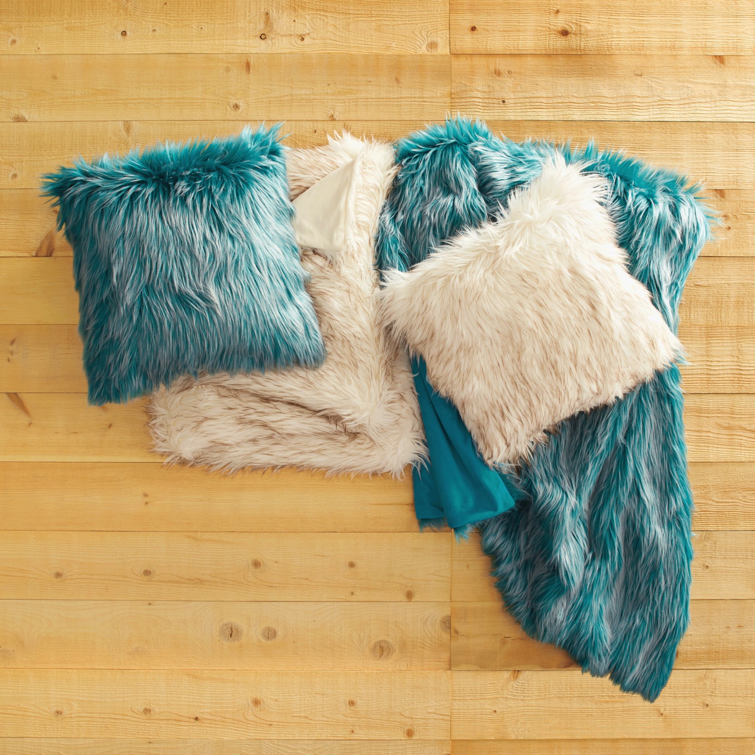 Teal faux fur discount pillows