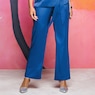 Selena Pant, , large