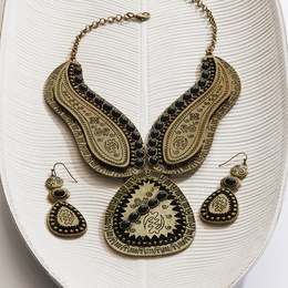 Etched Ethnic Necklace &amp; Earring Set, , large