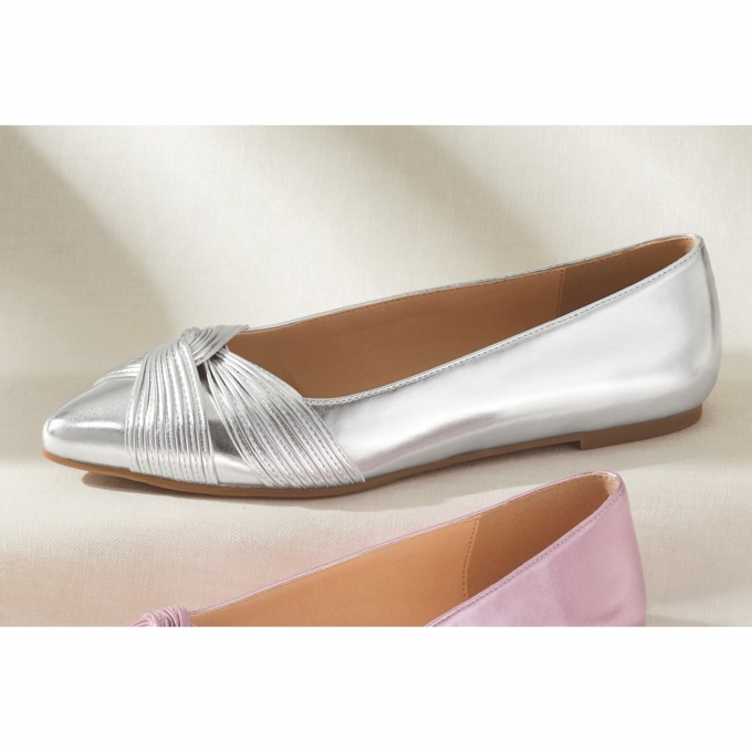 Knotted Metallic Flat, , large