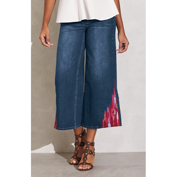 Anessa Appliqu&amp;eacute; Cropped Jean, , large