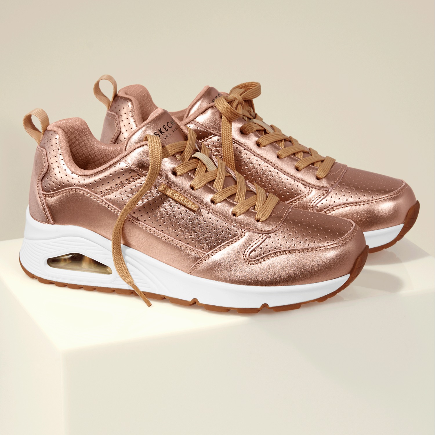 Skechers sign in hot sale