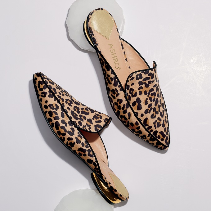 Leopard Mule Flats conspicuous
