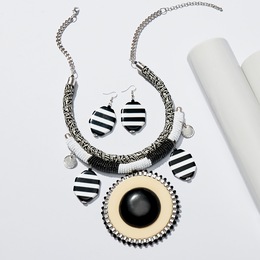Nia Necklace &amp; Earring Set, , large