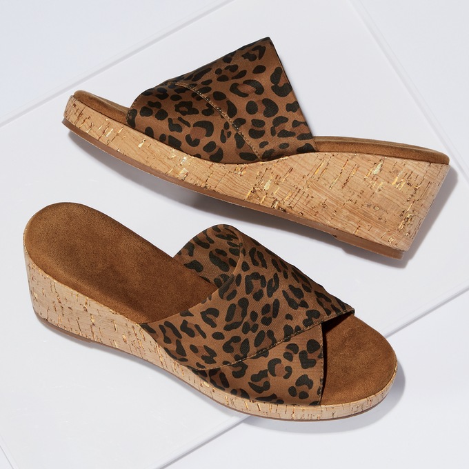 Leopard Slide, , large
