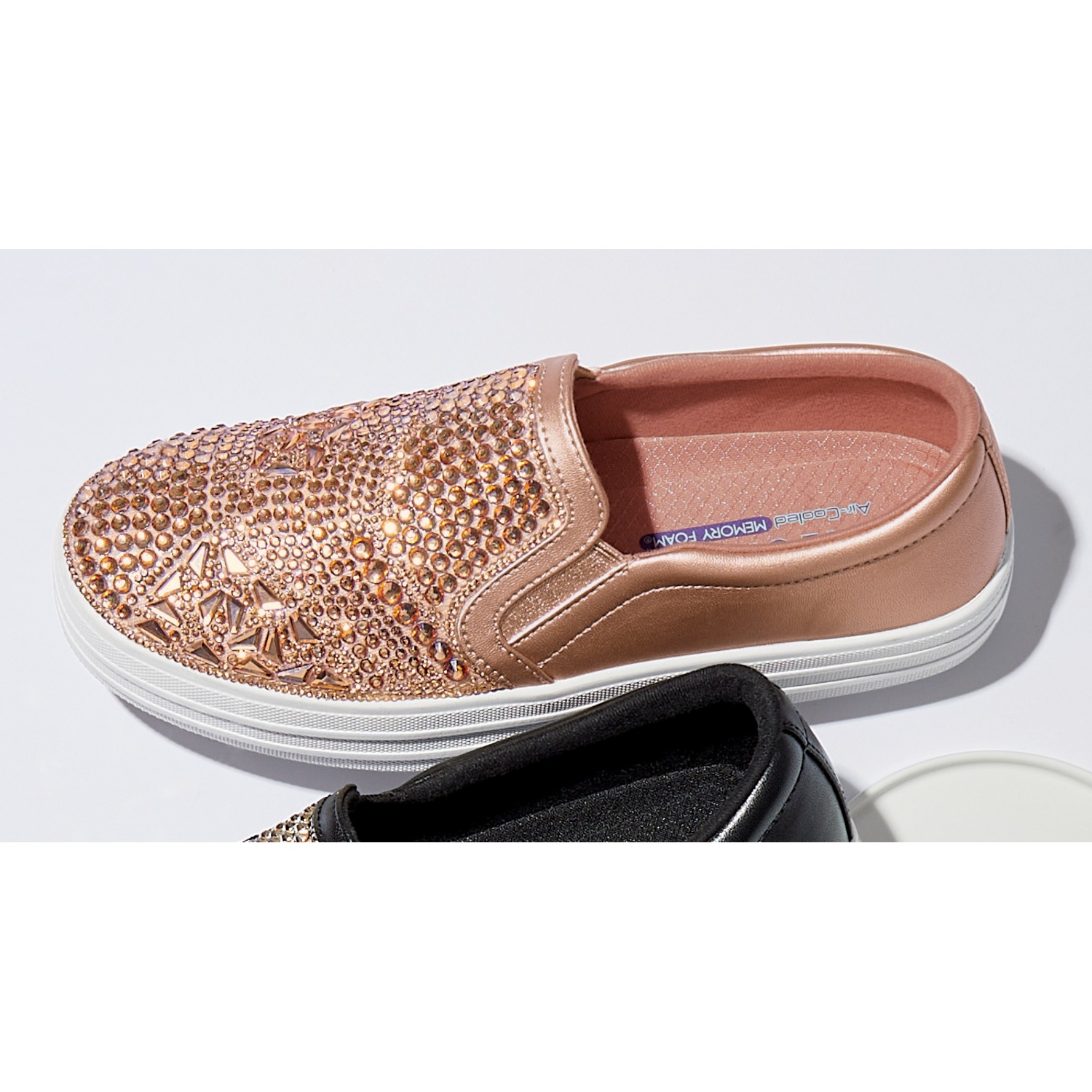 Skechers rose gold deals slip on