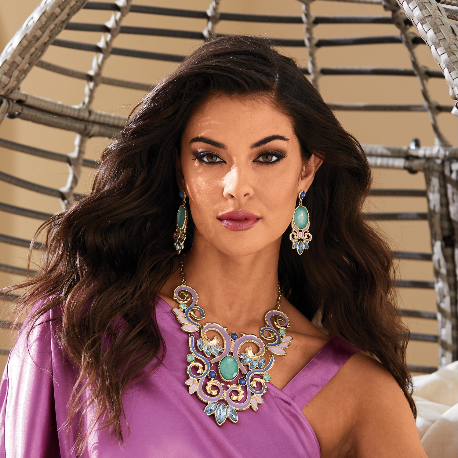 Crystal and Stone Scroll Necklace ASHRO
