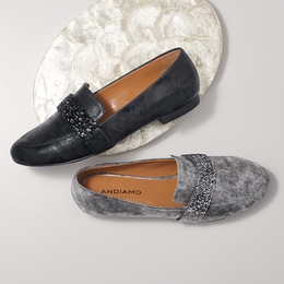 alexa tassel loafer
