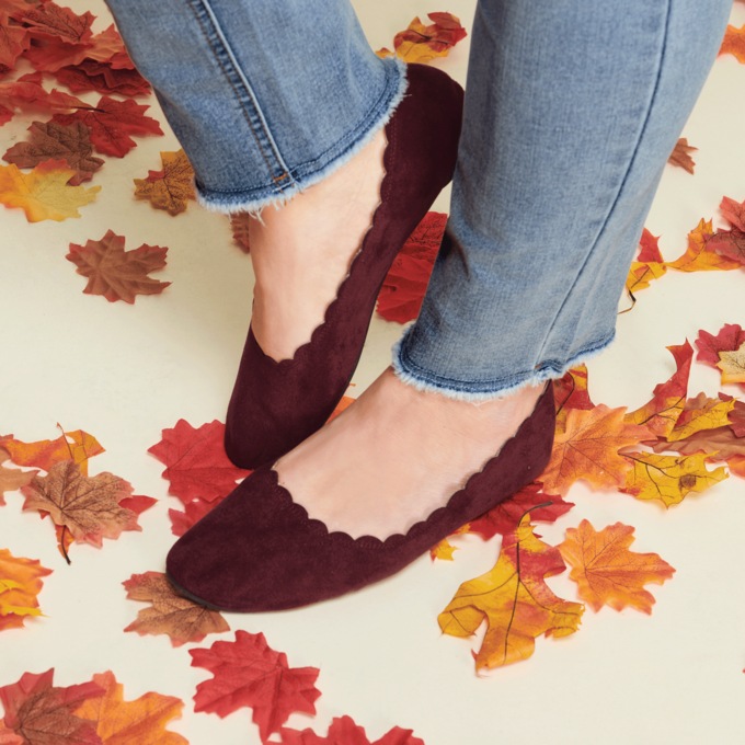Scalloped Flat, , large